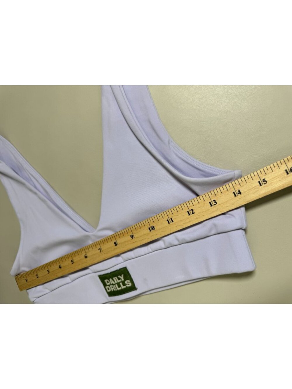 Daily Drills Womens V-Neck Sports Bra Light Lavender Purple Size Medium Athletic - Picture 4 of 11